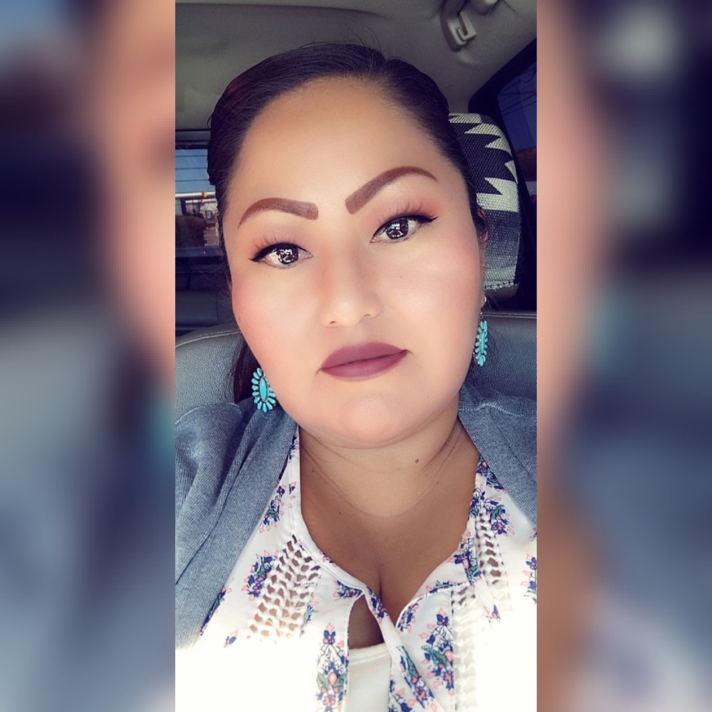 Meet your Posher, Laratta